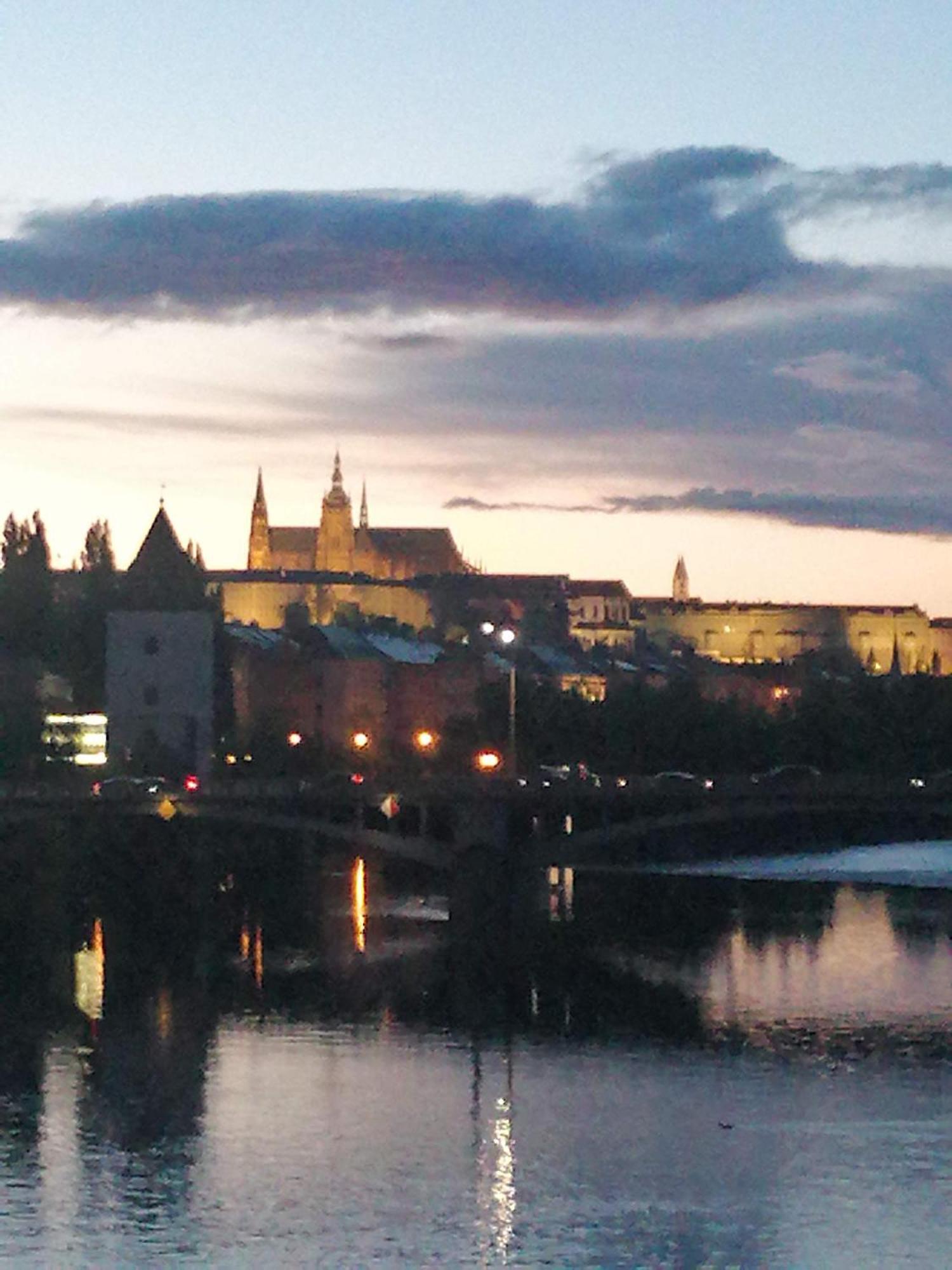 Valentinka Minutes Away From Charles Bridge Apartment ปราก ภายนอก รูปภาพ