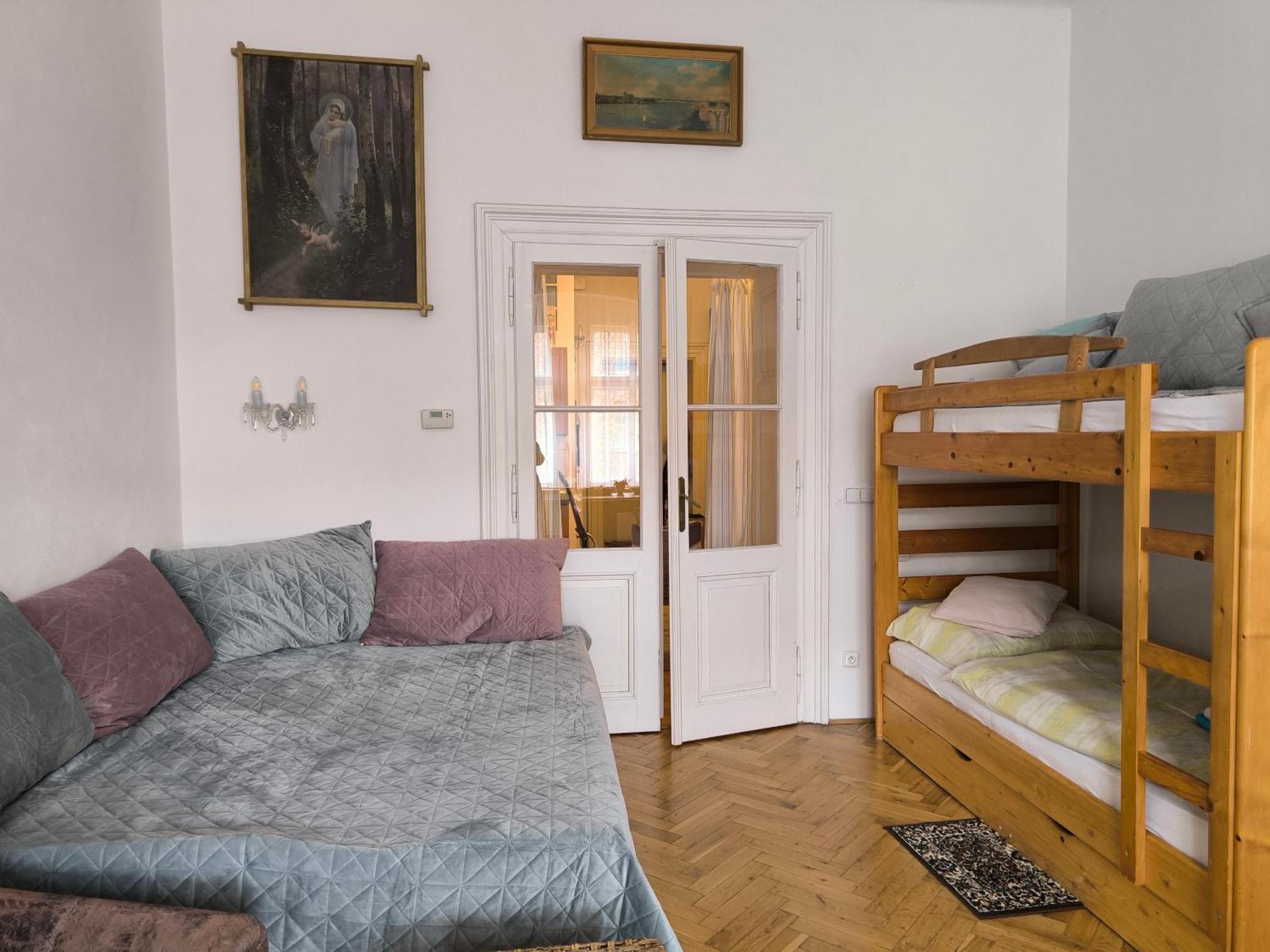 Valentinka Minutes Away From Charles Bridge Apartment ปราก ภายนอก รูปภาพ
